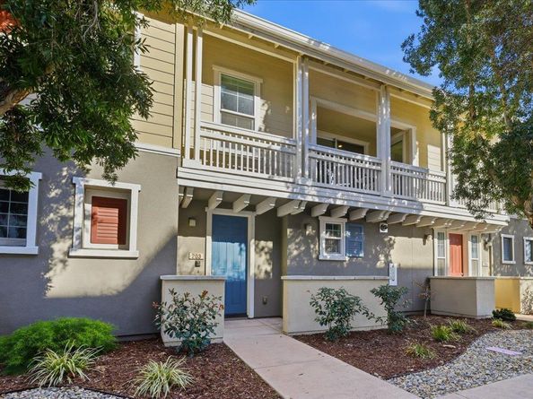 631 True Wind Way 203, Redwood City CA 94063