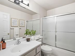 1045 Summershore Court, San Jose CA 95122