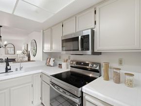 1045 Summershore Court, San Jose CA 95122