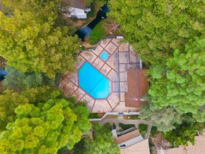 1045 Summershore Court, San Jose CA 95122