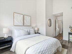 1045 Summershore Court, San Jose CA 95122