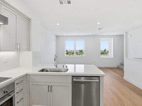 2859 Josephine Lane, Palo Alto CA 94303