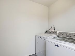 Undisclosed Address #ML82043252, Pacifica CA 94044