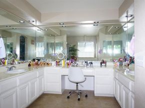 9402 Rodeo Drive, Gilroy CA 95020
