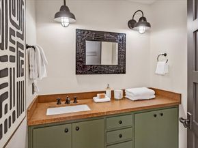 5 Sandstone Street, Portola Valley CA 94028