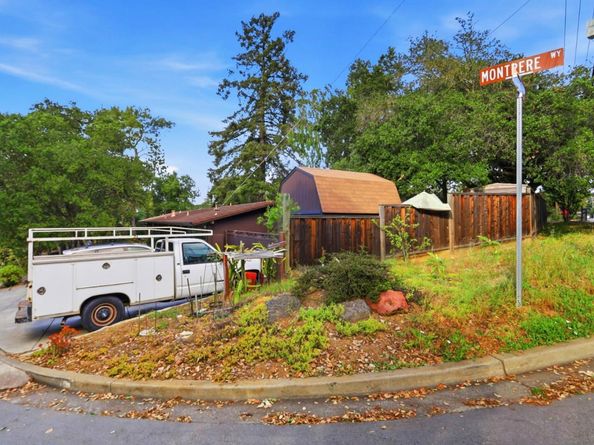 18600 Montpere Way, Saratoga CA 95070