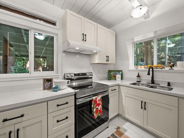 1666 Creek Drive, Felton CA 95018
