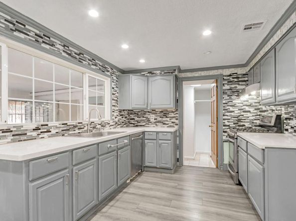 1087 Starlite Drive, Milpitas CA 95035