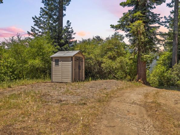 1 Wedwood Widge Way, Boulder Creek CA 95006