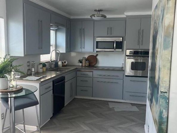 632 W 39th Avenue, San Mateo CA 94403