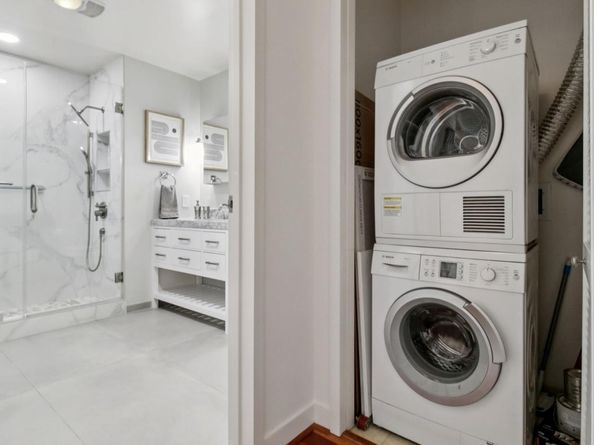 175 W Saint James Street 1305, San Jose CA 95110
