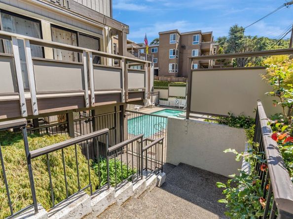 2411 Carlmont Drive 110, Belmont CA 94002