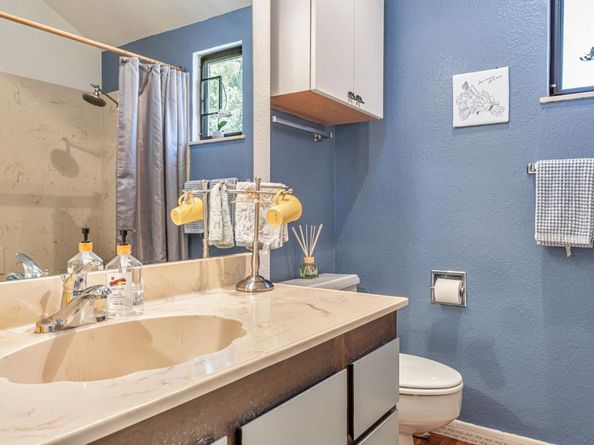 2411 Carlmont Drive 110, Belmont CA 94002