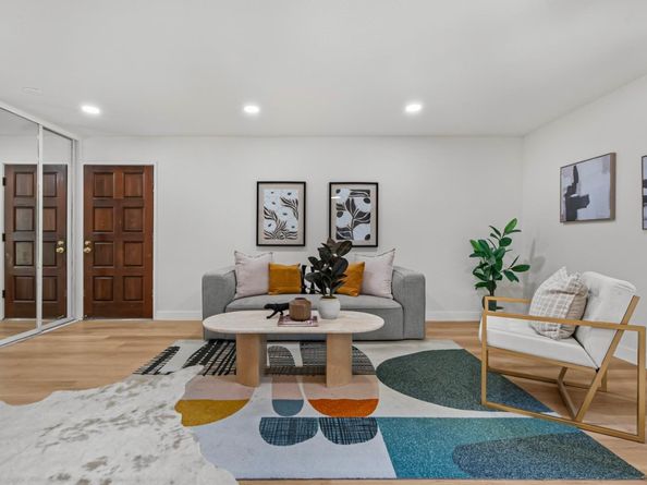 280 Easy Street 311, Mountain View CA 94043