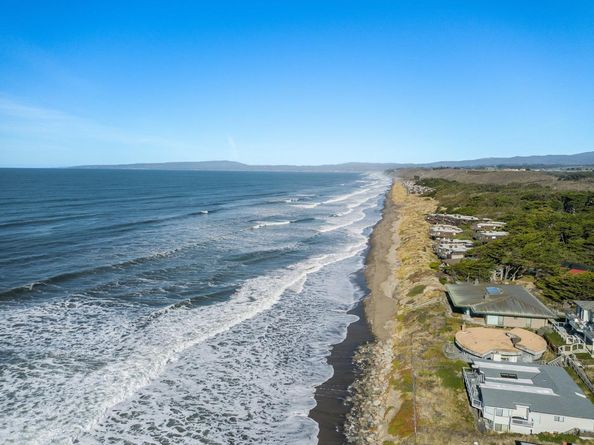60 Avocet Circle, Watsonville CA 95076
