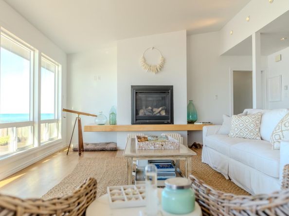 236 Shoreview Avenue, Pacifica CA 94044