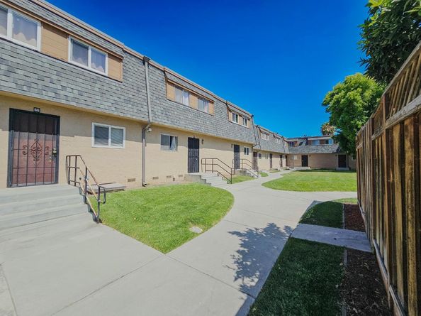 2925 Florence Avenue 67, San Jose CA 95127