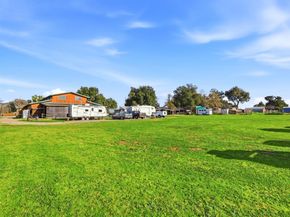 13805 Colony Avenue, San Martin CA 95046