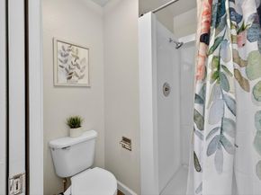 20022 Northcrest Square, Cupertino CA 95014