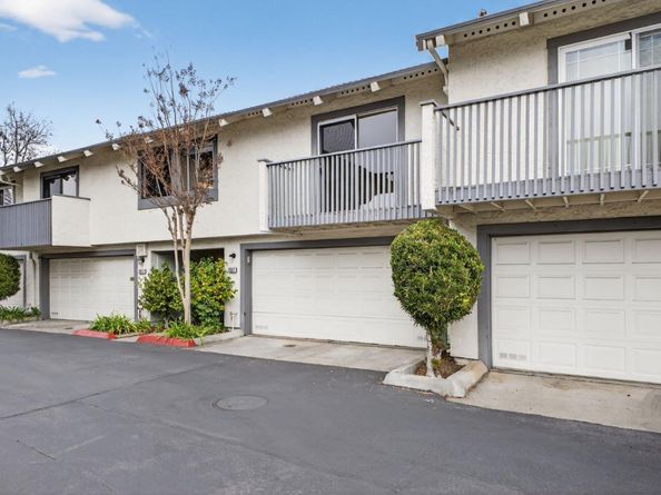 20022 Northcrest Square, Cupertino CA 95014