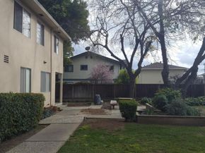 Market, Santa Clara CA 95050