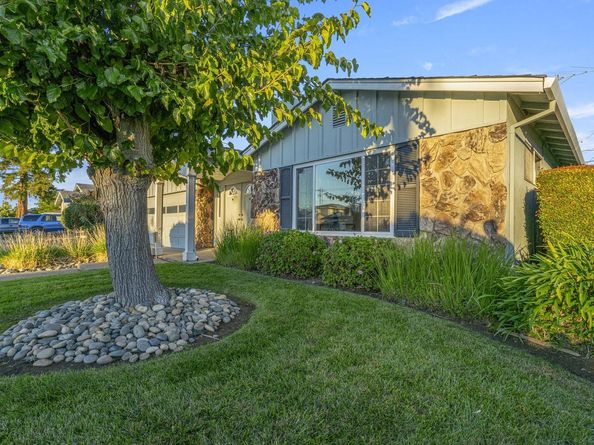 2476 Le Bain Drive, San Jose CA 95130