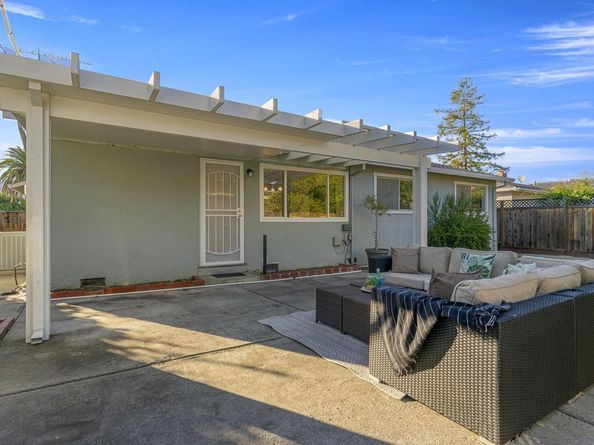 2476 Le Bain Drive, San Jose CA 95130