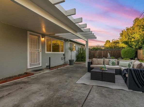 2476 Le Bain Drive, San Jose CA 95130