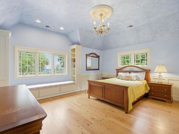 23423 Toyonita Road, Los Altos Hills CA 94024