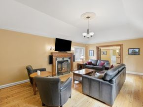 23423 Toyonita Road, Los Altos Hills CA 94024