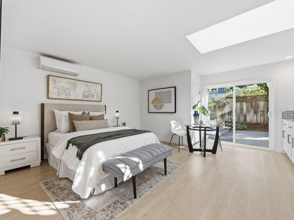 1023 Mercedes Avenue, Los Altos CA 94022