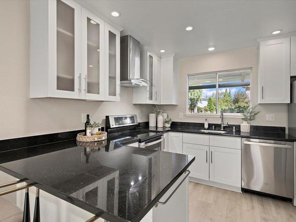 2047 Montecito 2, Mountain View CA 94043