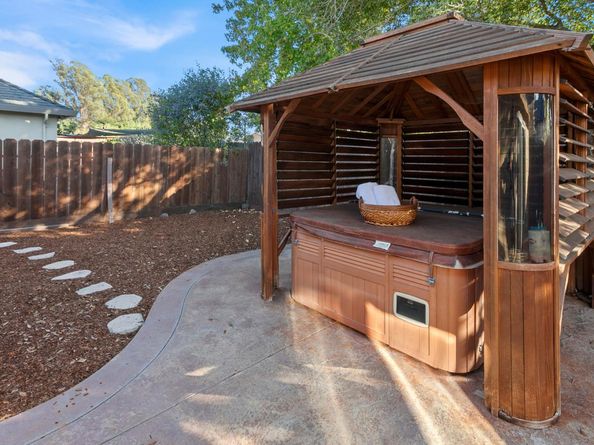 2320 Amber Avenue, Santa Cruz CA 95062