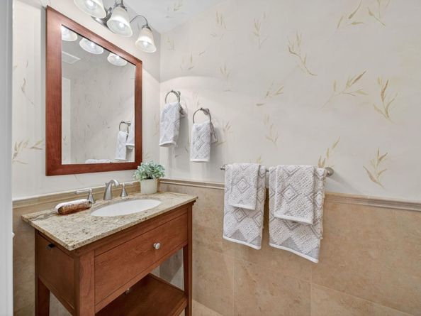 5693 Seifert Avenue, San Jose CA 95118