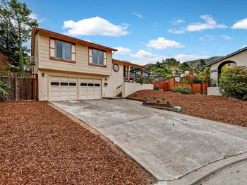 19 Elk Court