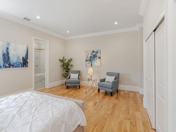 1633 15th Street, Oakland CA 94607
