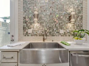 1633 15th Street, Oakland CA 94607