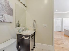 1633 15th Street, Oakland CA 94607