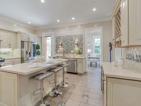 1633 15th Street, Oakland CA 94607