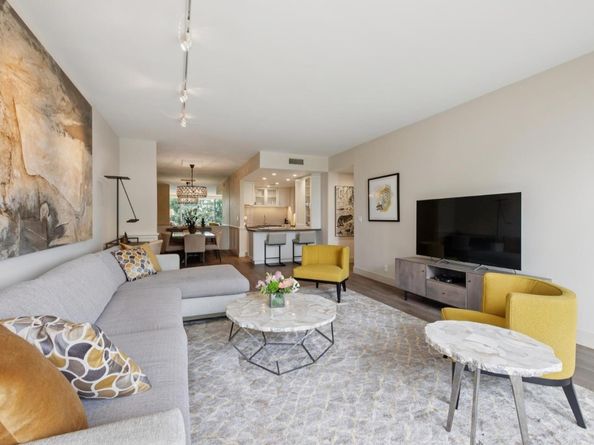 1330 University Drive 66, Menlo Park CA 94025