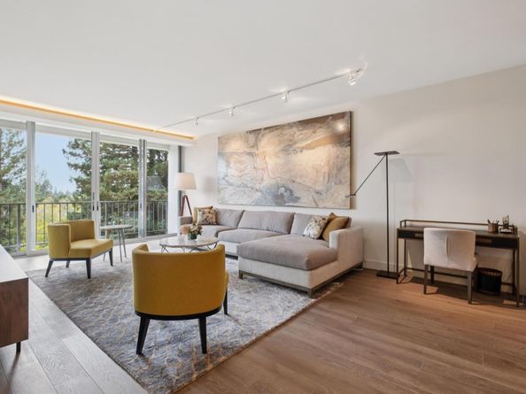 1330 University Drive 66, Menlo Park CA 94025