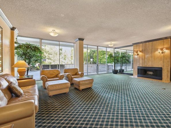 1330 University Drive 66, Menlo Park CA 94025