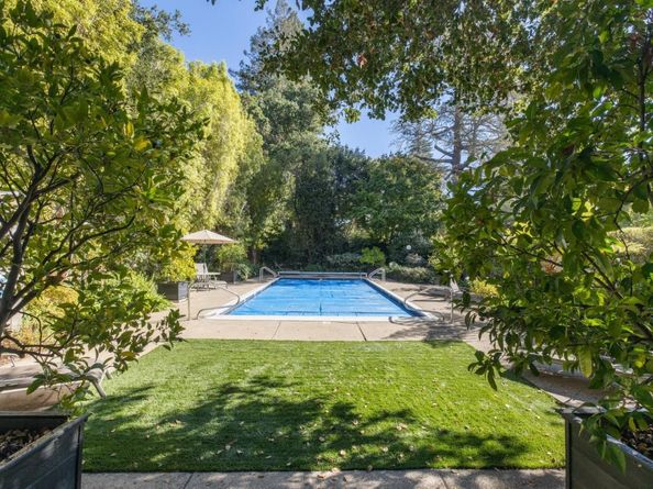 1330 University Drive 66, Menlo Park CA 94025