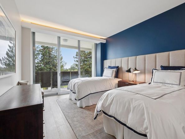 1330 University Drive 66, Menlo Park CA 94025