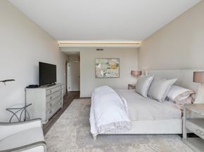 1330 University Drive 66, Menlo Park CA 94025