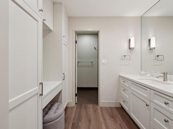 1330 University Drive 66, Menlo Park CA 94025