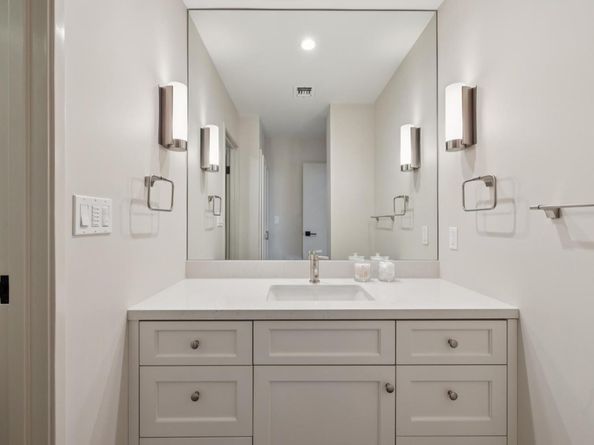 1330 University Drive 66, Menlo Park CA 94025