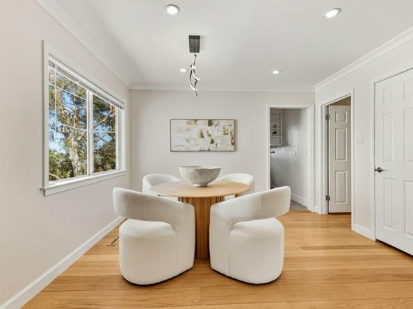 866 Alma Place, Oakland CA 94610