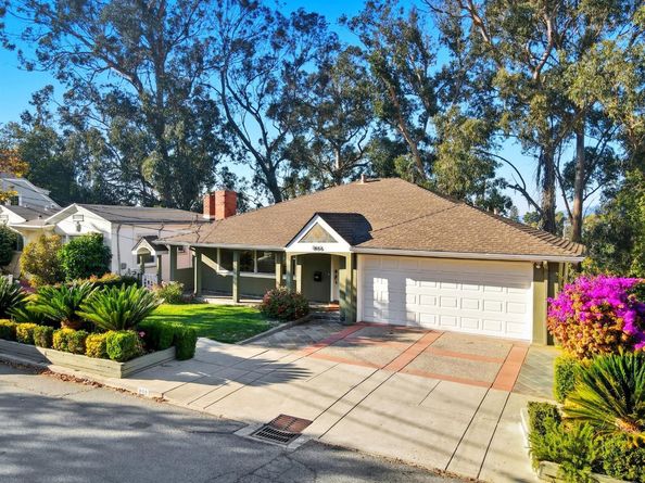 866 Alma Place, Oakland CA 94610