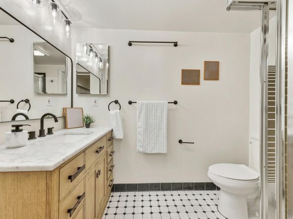 866 Alma Place, Oakland CA 94610